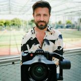 Professional photographer, Leica ambassador, creating great content for your needs: portrait, food, event, auto, or travel
