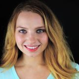 Experienced pet sitter & dog walker in North Hollywood
