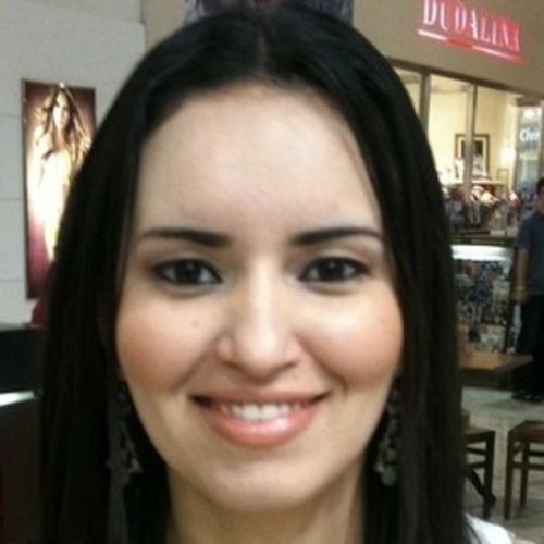 House Sitter Provider Andreza Alcantara's Profile Picture