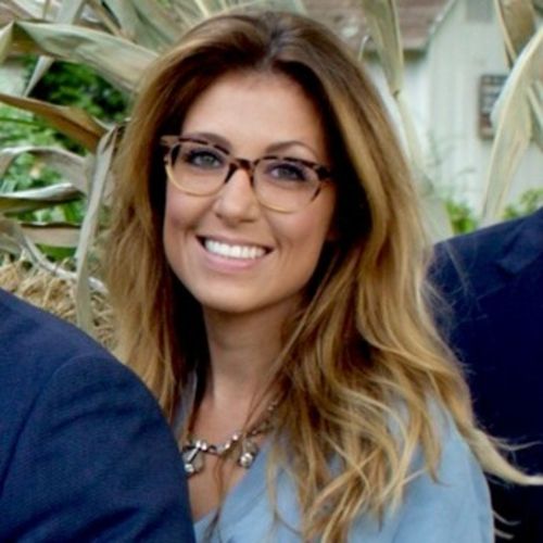 House Sitter Provider Dena R's Profile Picture