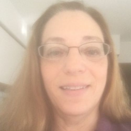 Pet Care Provider Joyce N's Profile Picture