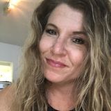 Dedicated House Sitting Service Provider in Hollywood, Florida willing to travel throughout FL to take care of your home/pets
