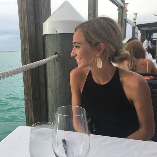 House Sitter Provider Michelle L's Profile Picture