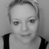 Previous nurse who loves working with kids