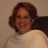 Dedicated Elder Caregiver at your Disposition