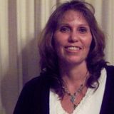 Seeking a Housesitter Job in Greater Sacramento California. Lt house keeping,yd work,mail pick up,pets