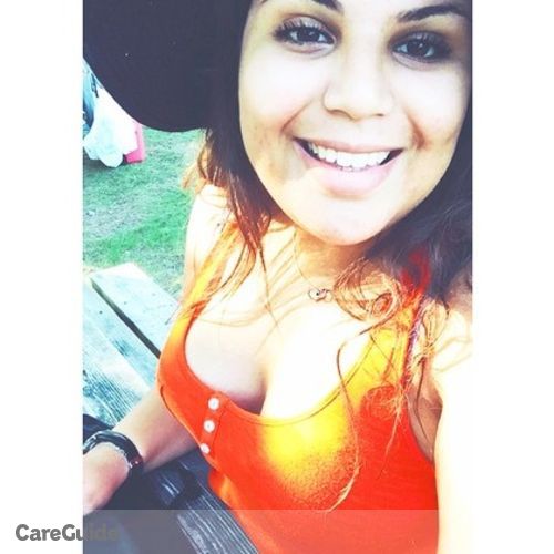Canadian Nanny Provider Zeineb B's Profile Picture