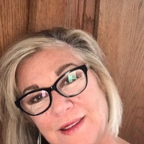 House Sitter Provider Tina Ackerly's Profile Picture