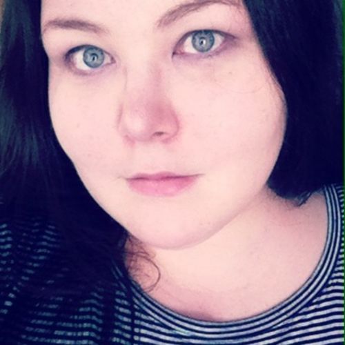 House Sitter Provider Lori M's Profile Picture