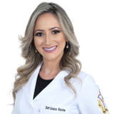 Caring, proactive Nurse specialized in elderly care and 2 years of hospital experience.