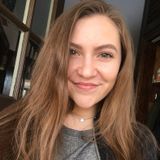 Hey families! My name is Isabel and Im looking for a live out Nannying position in Cambridge, Ontario.