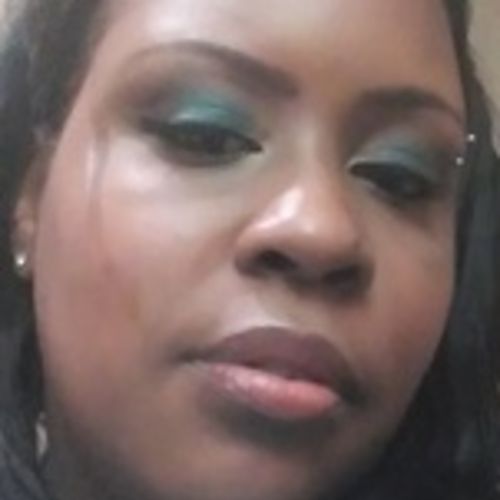 Housekeeper Provider Ikisha H's Profile Picture