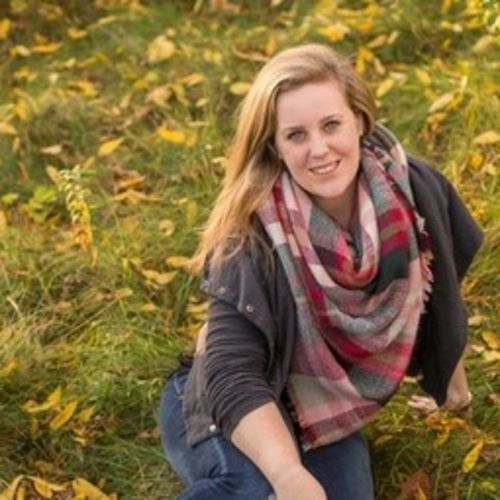 Canadian Nanny Provider Evie W's Profile Picture