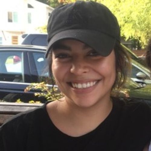 House Sitter Provider Victoria Mendoza's Profile Picture