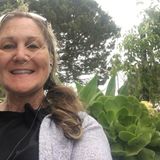 Skilled Pet Sitting Professional for Hire