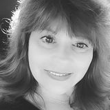 Dedicated Home Carer in Goldsboro, North Carolina. Trustworthy & dedicated to your needs.