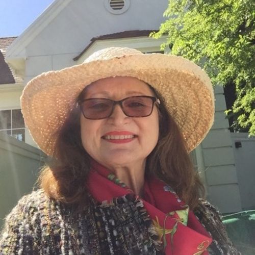House Sitter Provider Fatima Young's Profile Picture
