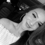 Loving Pet Care Provider in Boerne, Texas I am Rylee Peterson Im willing to walk,feed, groom and love animals!