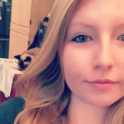 House Sitter Provider Cassidy E's Profile Picture