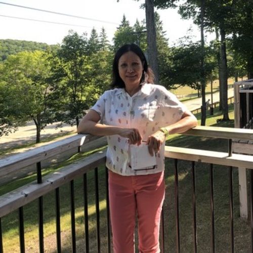 Canadian Nanny Provider Amparo M's Profile Picture