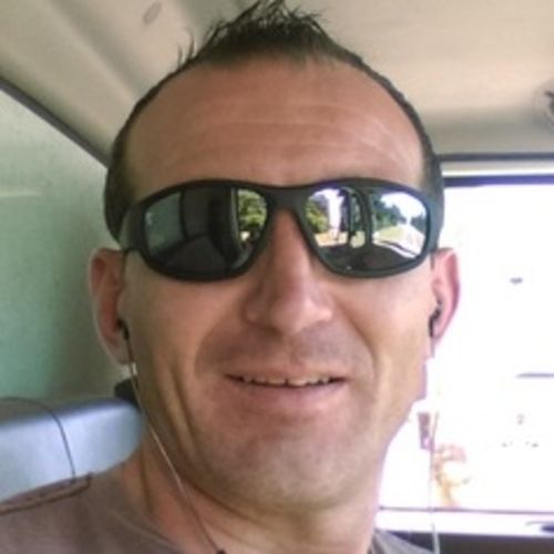 House Sitter Provider Henry Rowsell's Profile Picture