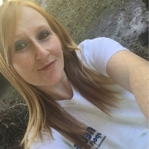 Housekeeper Provider Bobbie Pressly's Profile Picture