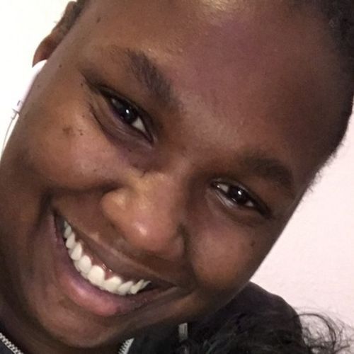 Housekeeper Provider Mercedes W's Profile Picture