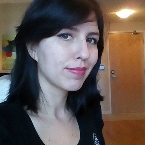 Housekeeper Provider Daniele Hata's Profile Picture